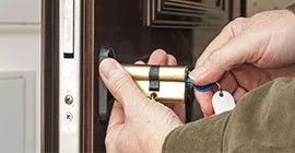 Universal Locksmith Store St Petersburg, FL 727-322-4076 Universal Locksmith Store St Petersburg, FL 727-322-4076